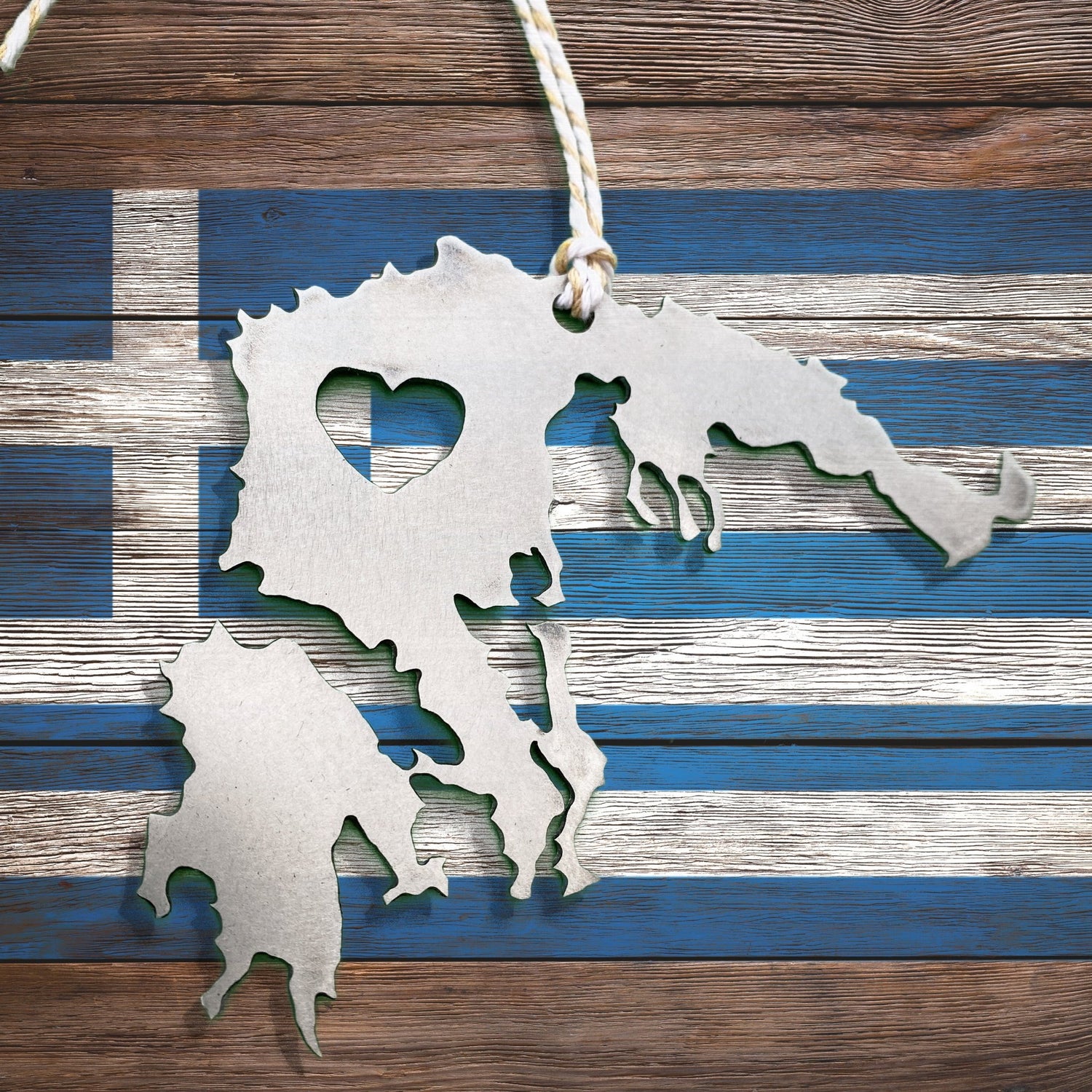 PLACES COLLECTION - Authenticaa
Ornaments to celebrate your country of heart, welcome a guest or newcomer