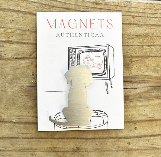 Dog sitting Magnet - Dog Decor - Authenticaa